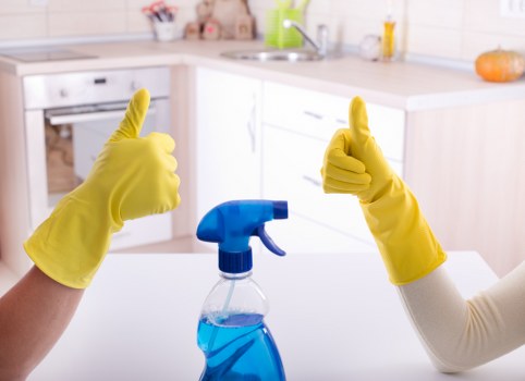 Professional curtain cleaning in an Islington home